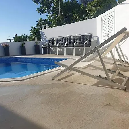 Holiday home Christothea *